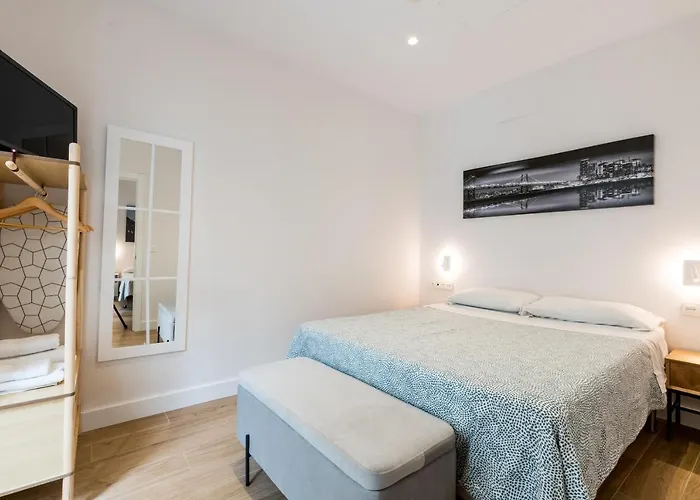 Santa Barbara Suites, 아파트 세비야