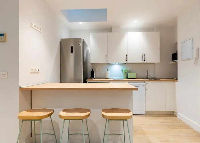 Santa Barbara Suites, 아파트 세비야