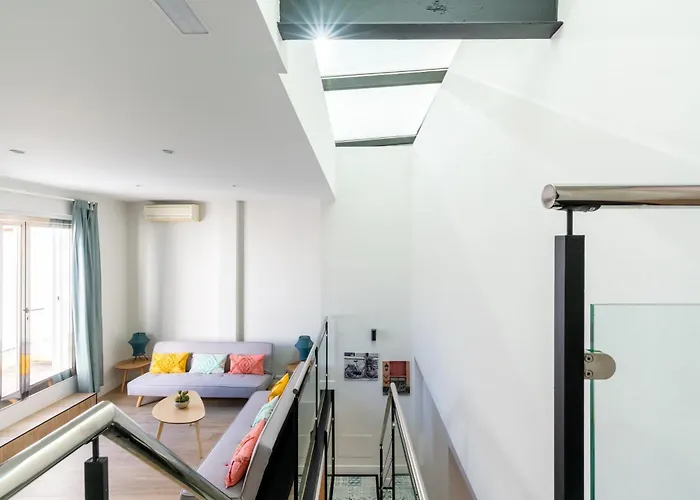 Santa Barbara Suites, 아파트 세비야